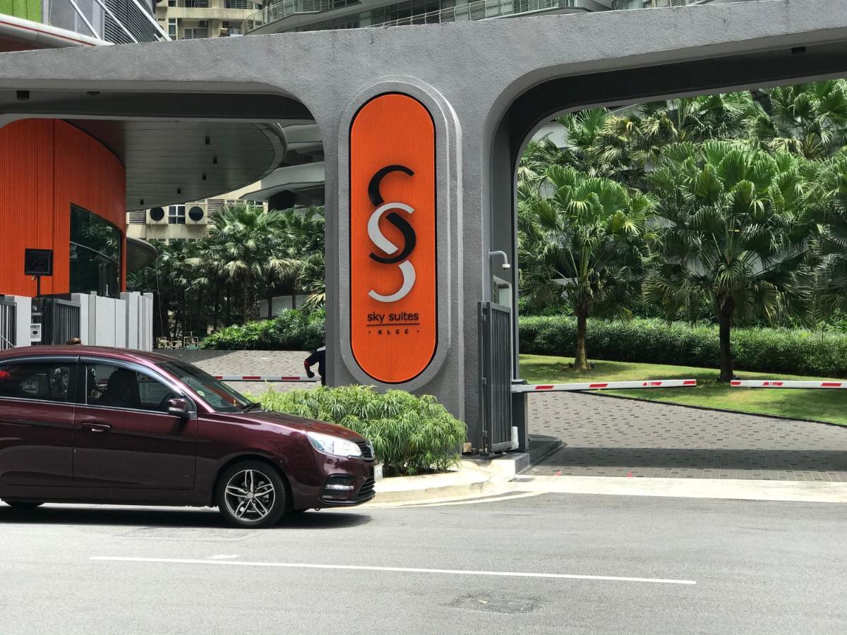 Sky Suites Klcc By Luna Kuala Lumpur Exterior foto